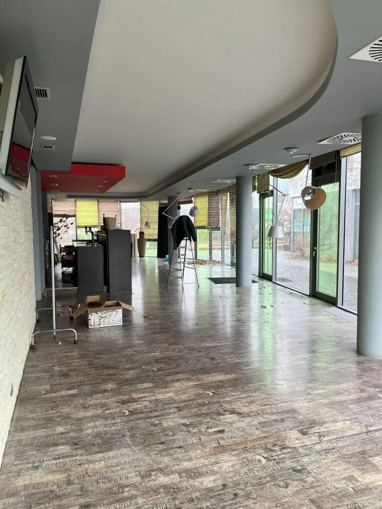 Rekonstrukce Restaurace — fotografie 2